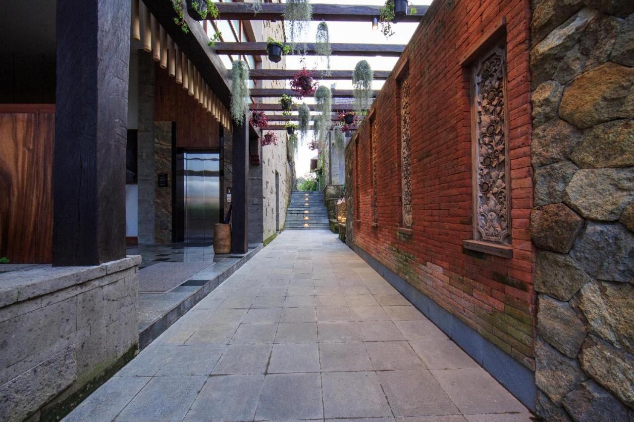 Tejaprana Bisma - CHSE Certified Ubud Exterior foto The hotel's interior