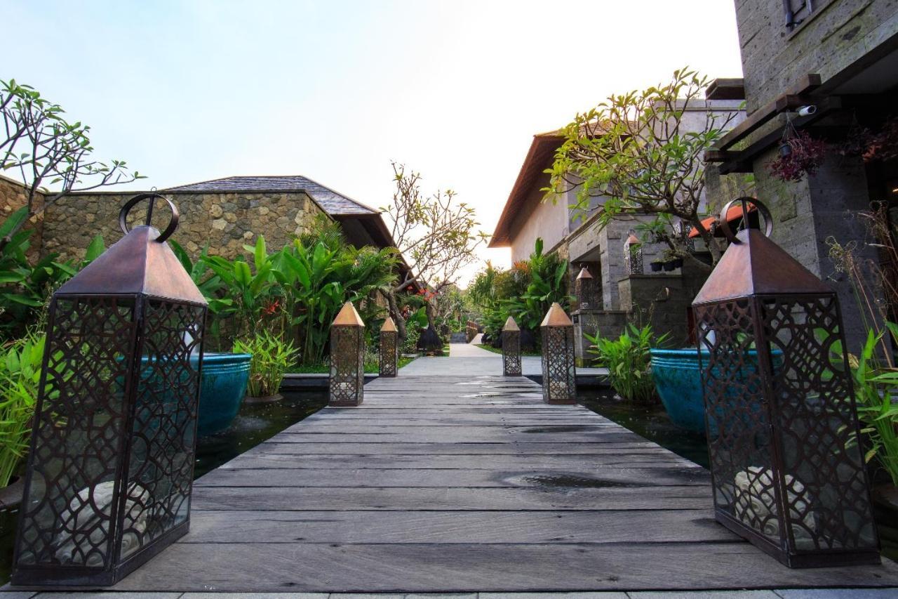 Tejaprana Bisma - CHSE Certified Ubud Exterior foto The resort's main entrance