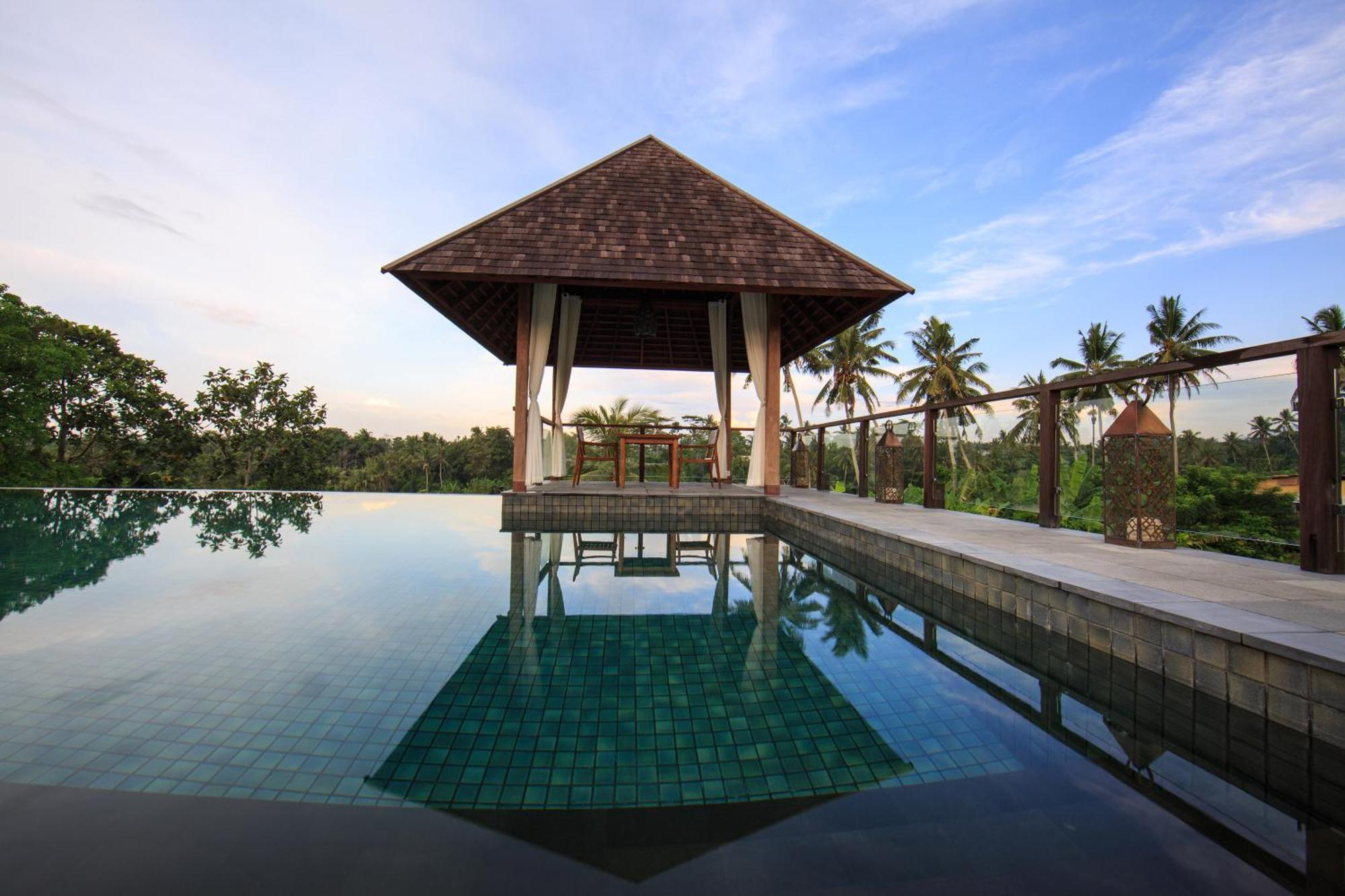 Tejaprana Bisma - CHSE Certified Ubud Exterior foto The swimming pool at the resort